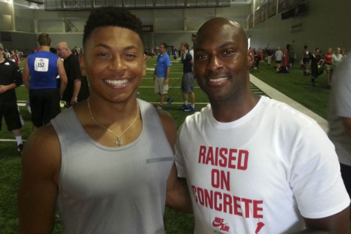 Antoine Winfield Jr. is the son of a former stand-out Buckeye. He took the time to share with us all of the happenings up to date in his recruiting process.