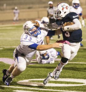 Eagles quarterback Niyl Campbell rushes for a touchdown during Atascocita's 49-27 victory over Oak Ridge on Oct. 10, 2014, at Turner Stadium in Humble.