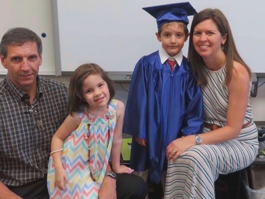 635784582455423814-family