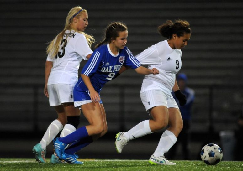 Oak Ridge midfielder Gates Yager, center, is one fo the main reasons the War Eagles' prospects are bright for 2016.